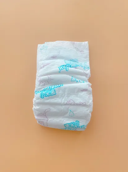 Ultra absorvente, super elástico/elástico, cintura e painéis de fita lateral, orelhas, grau B, fraldas para bebês